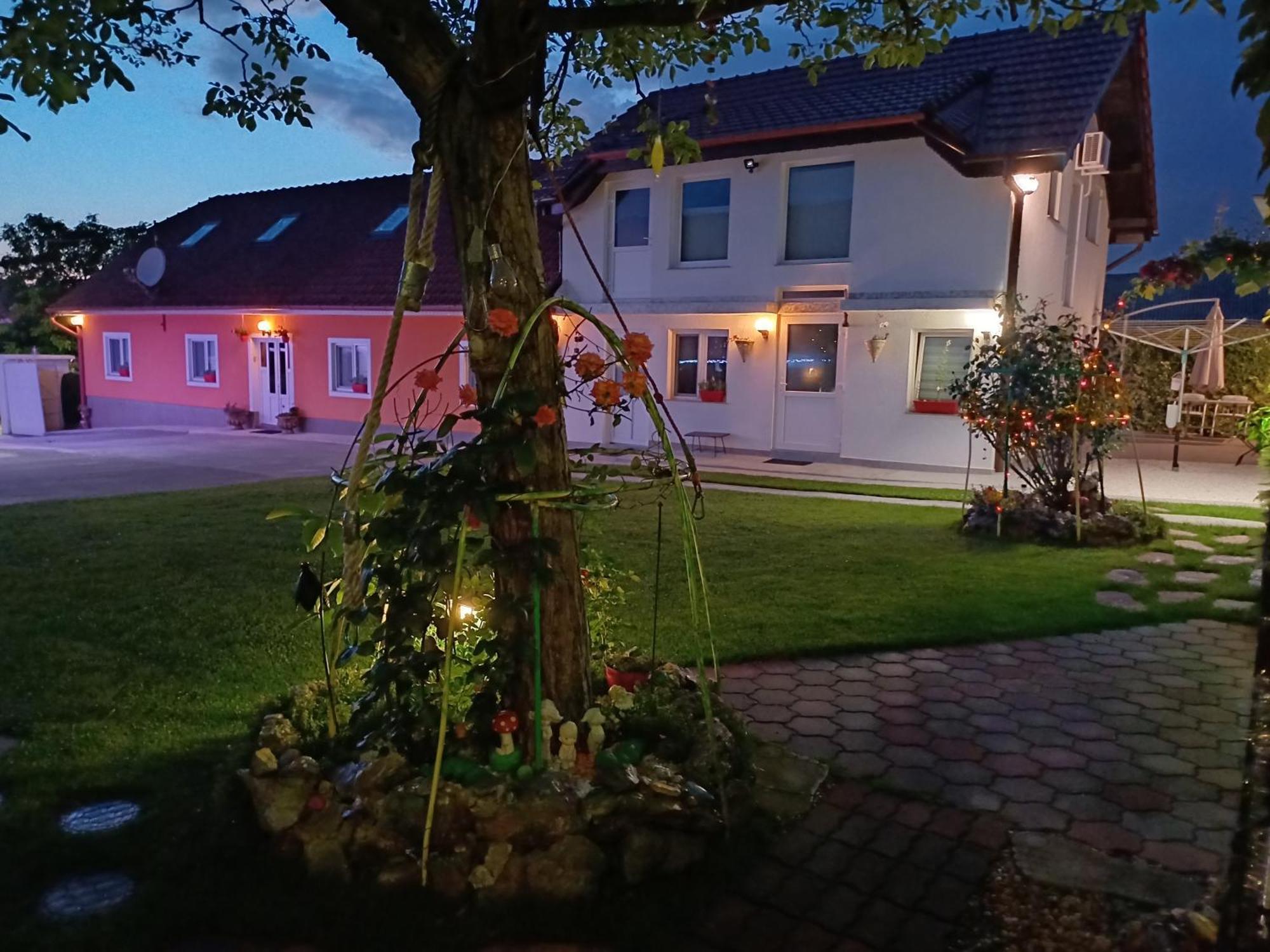 Casa Marinela Hotell Băile Felix Exteriör bild